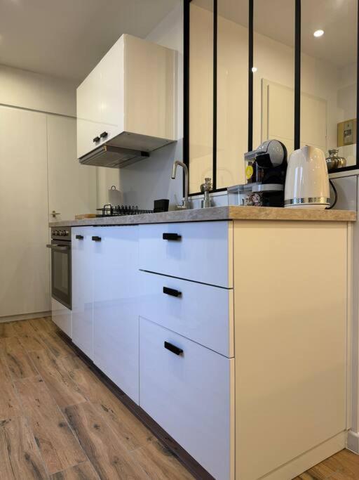 Bali Suites - Basel / Dreilander Saint-Louis  Exterior photo
